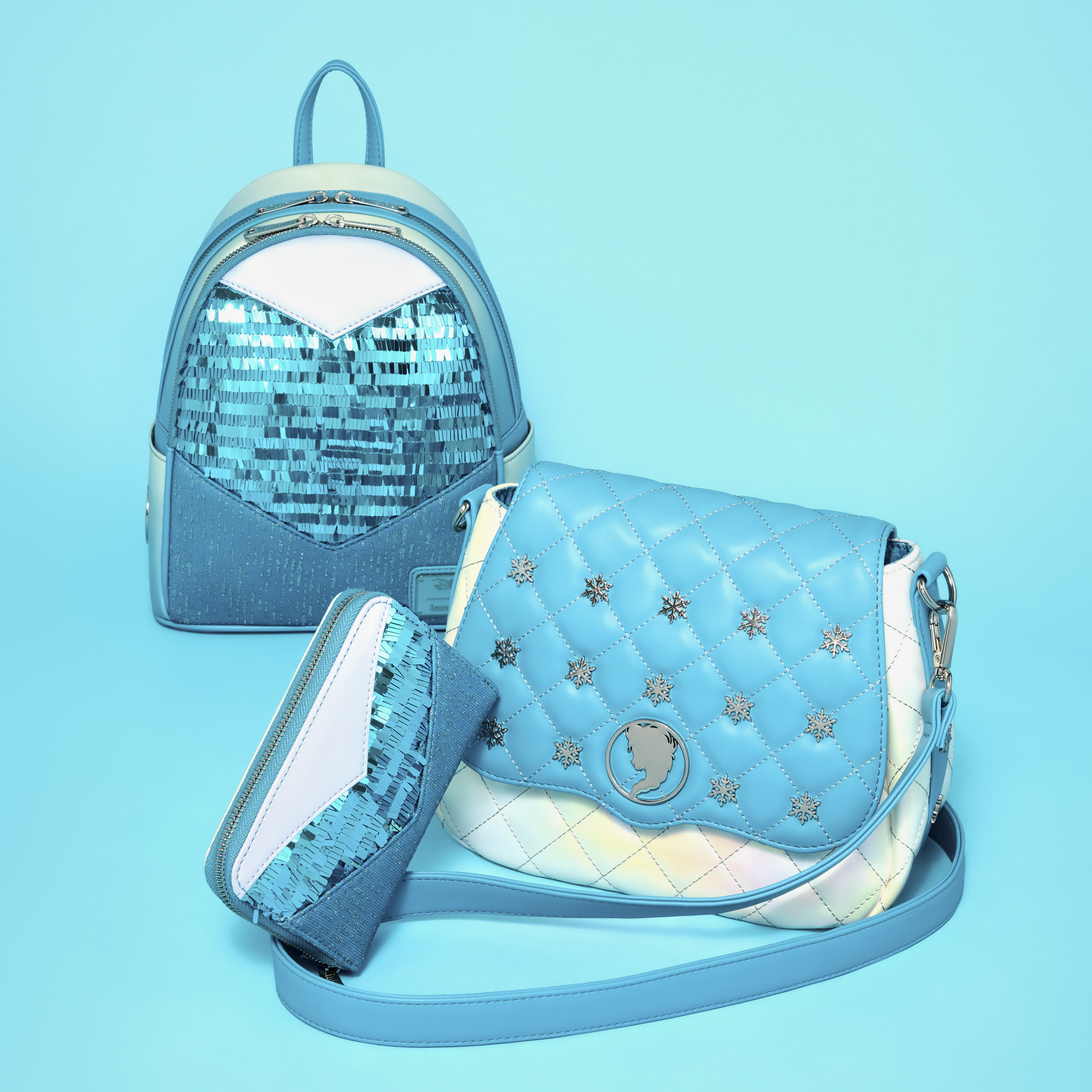 Frozen Princess Elsa Pearlescent Crossbody Bag | Loungefly